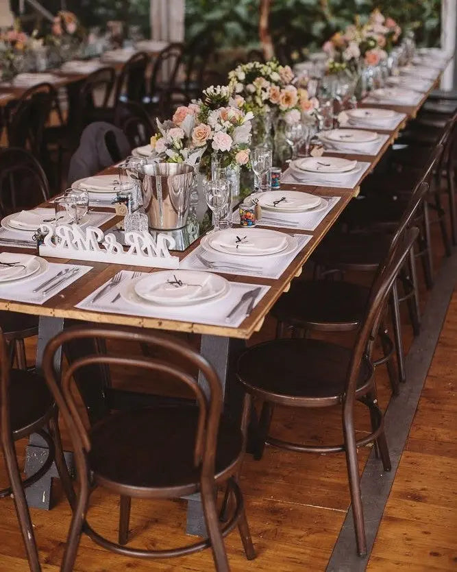 Bentwood Chairs - braun Aufzeit