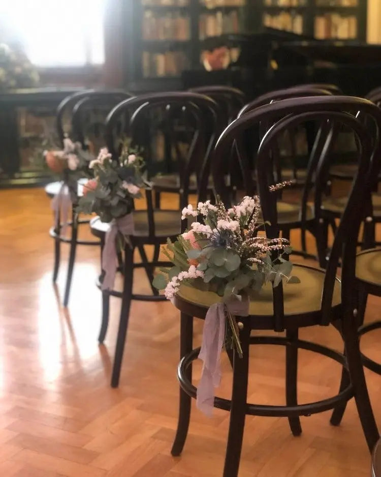 Bentwood Chairs - dunkelbraun Aufzeit