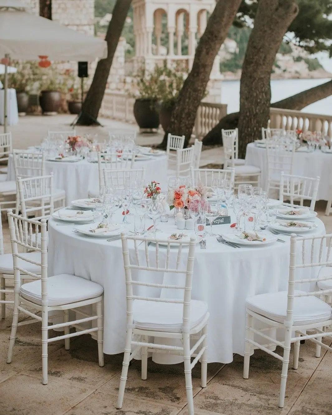 Chiavari Chairs - weiß Aufzeit