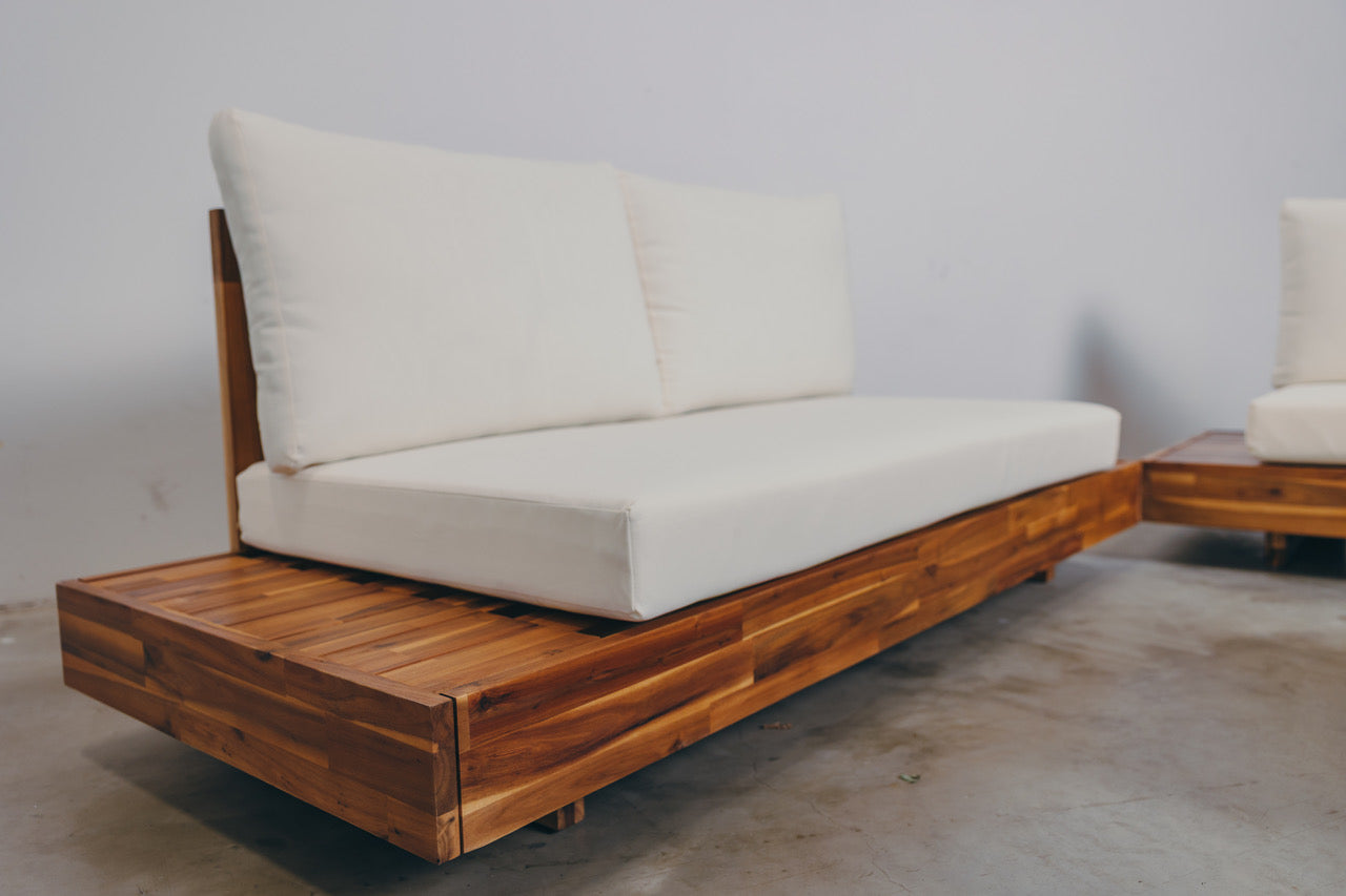 The Good Life Lounge