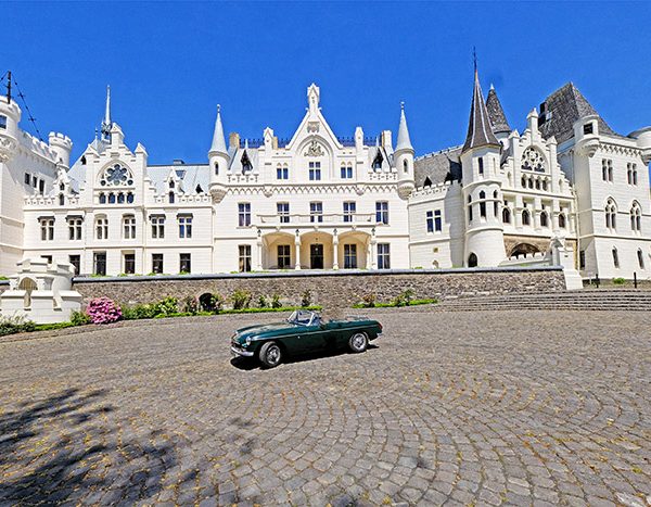 Hochzeit feiern im Schlosshotel Kommende Ramersdorf – märchenhaft heiraten in Bonn
