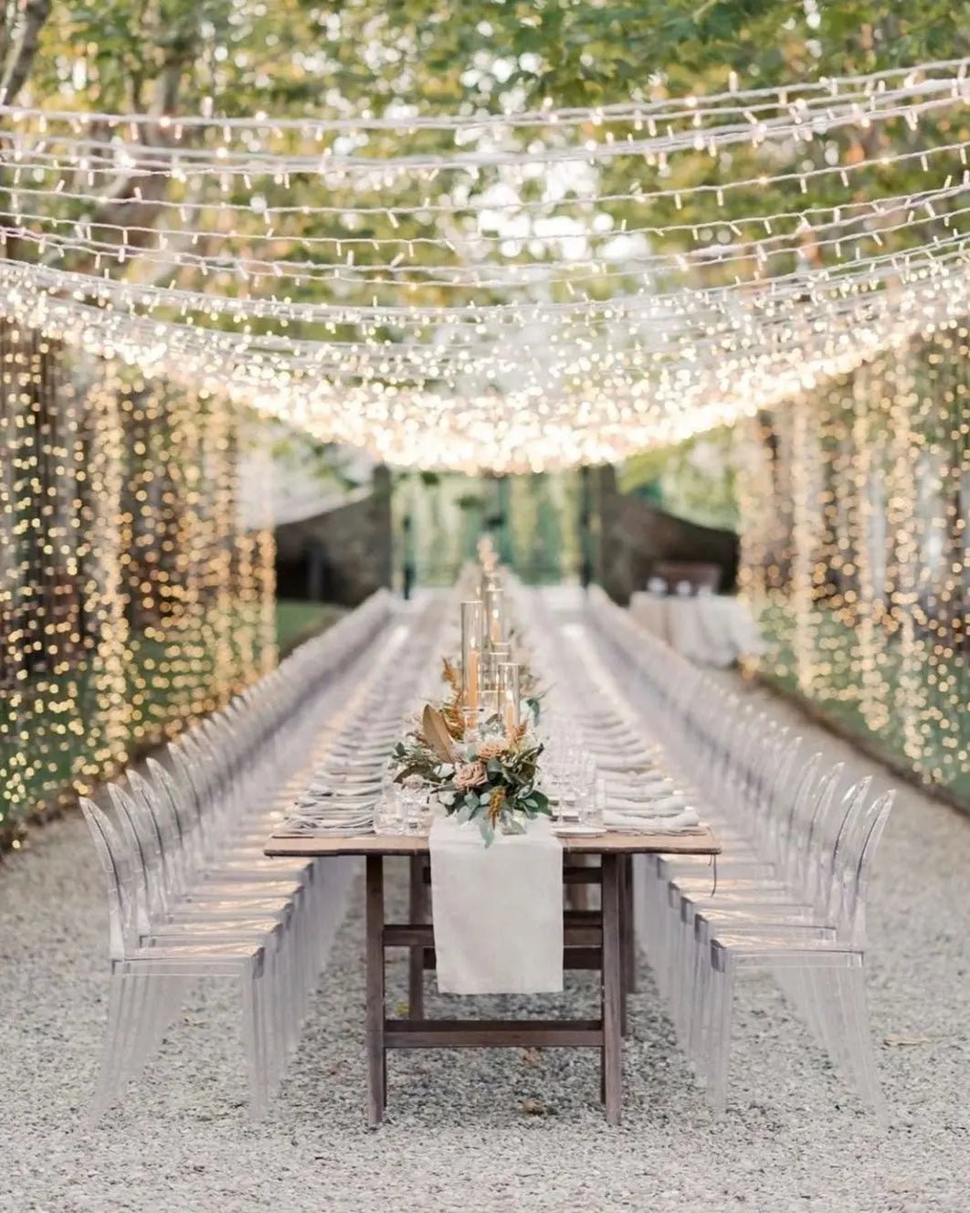 Ghost Chairs - aufZEIT